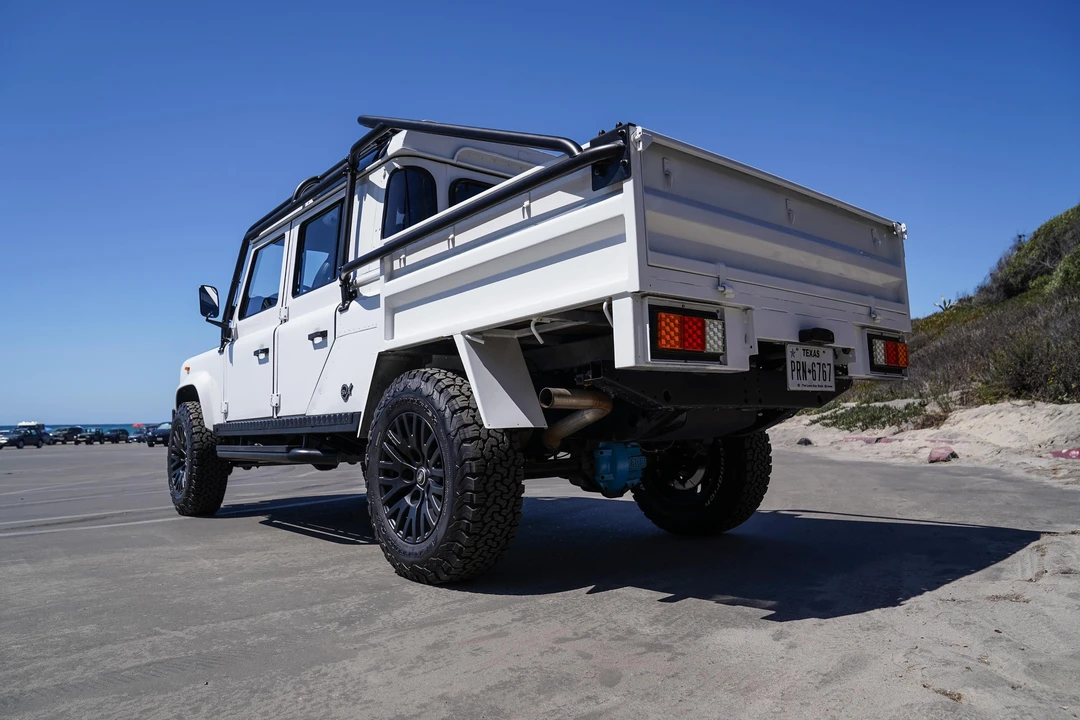 1991 Land Rover Defender 130 - Image 14 of 28