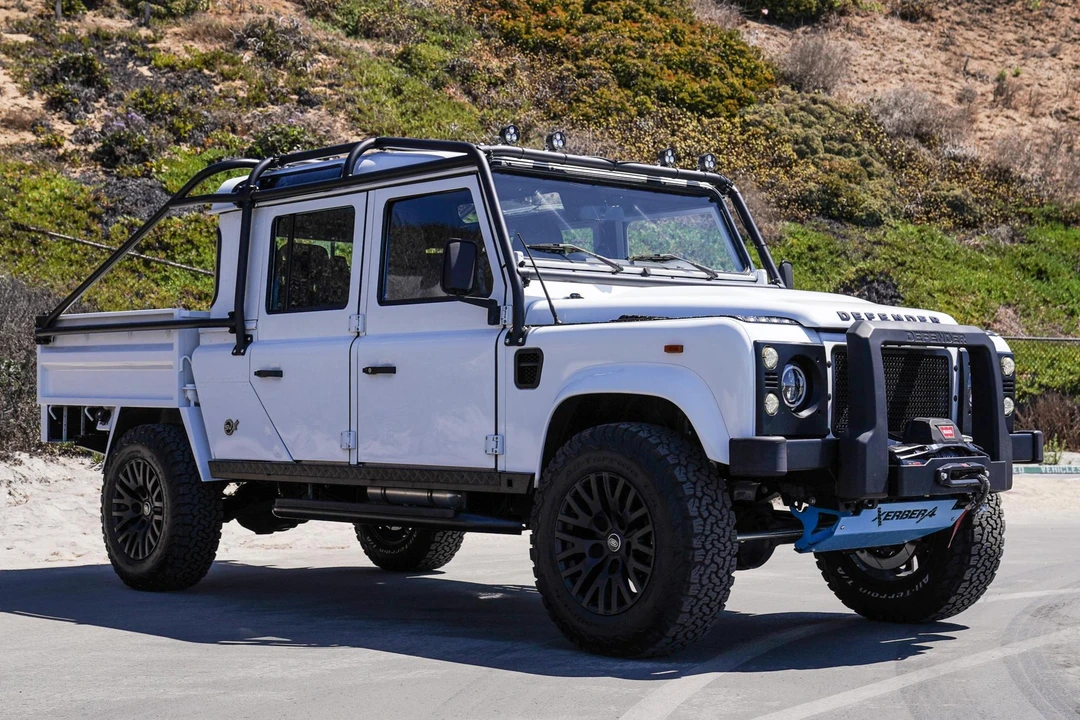 1991 Land Rover Defender 130 - Image 3 of 28
