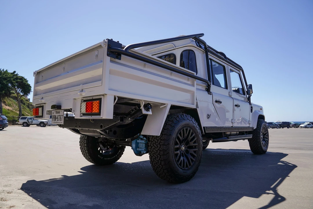 1991 Land Rover Defender 130 - Image 19 of 28