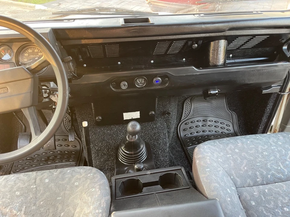 1991 Land Rover Defender - Image 15 of 21
