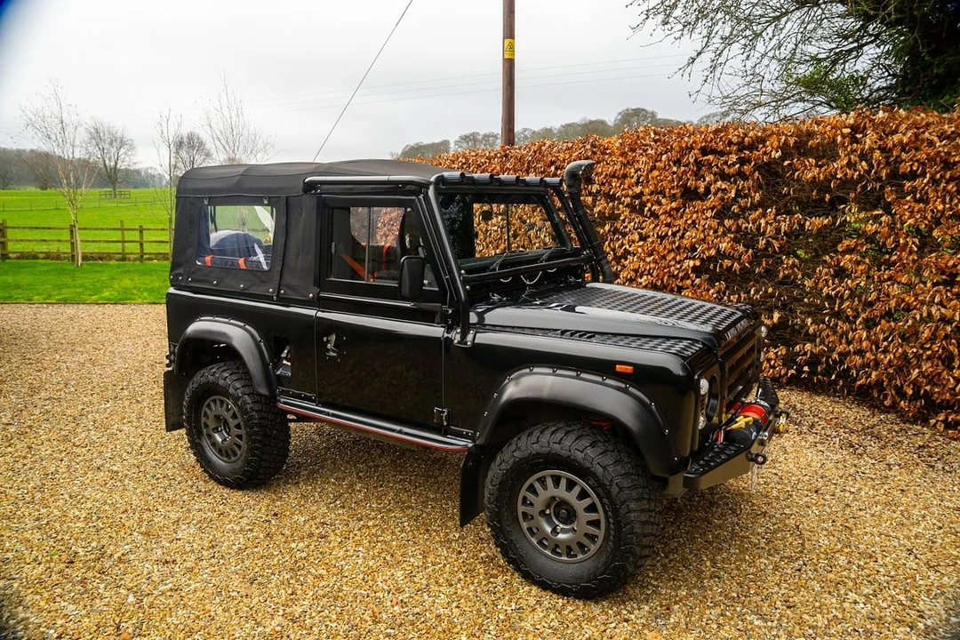 1991 Land Rover Defender 90 - Image 9 of 30
