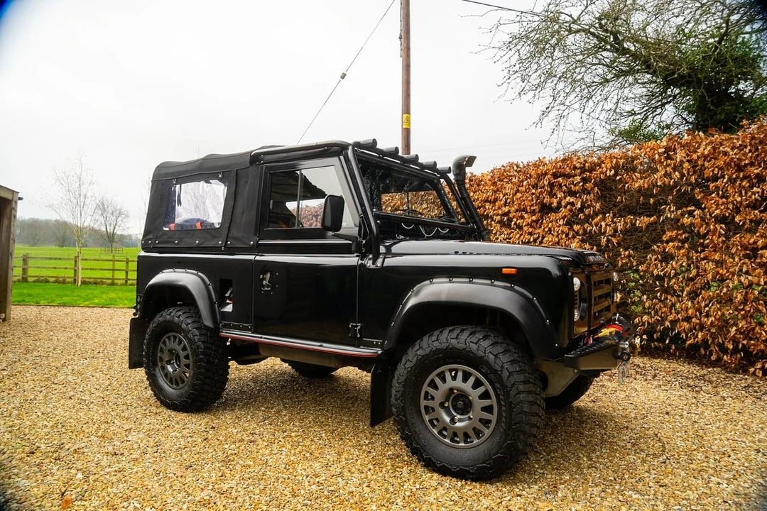 1991 Land Rover Defender 90 - Image 10 of 30