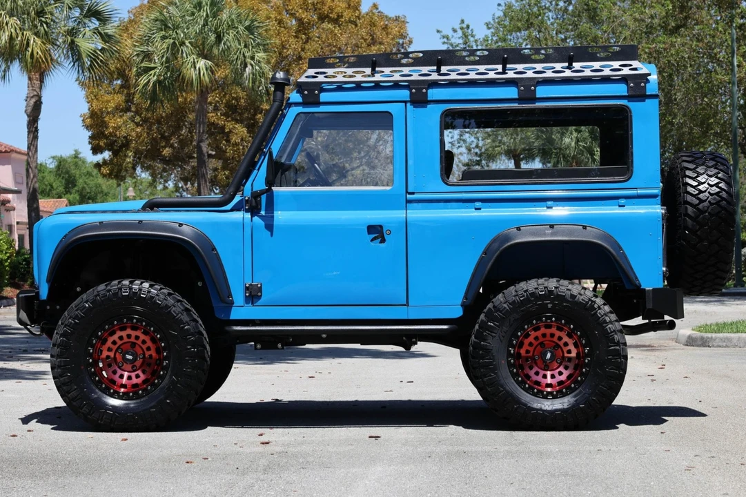1991 Land Rover Defender 90 - Image 3 of 10