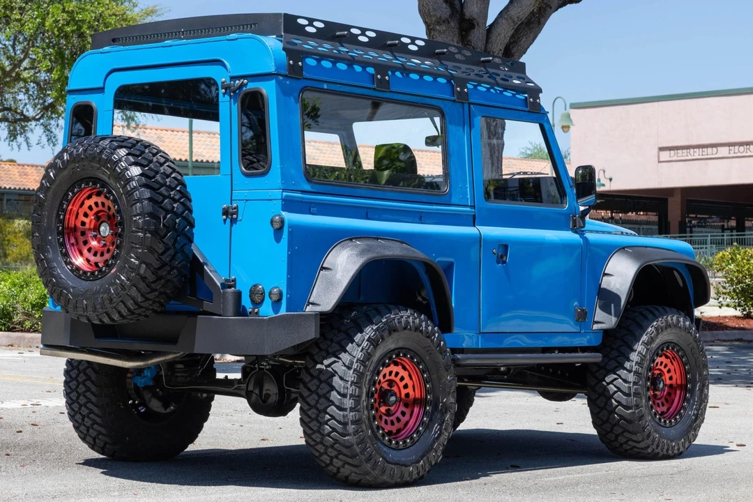 1991 Land Rover Defender 90 - Image 2 of 10