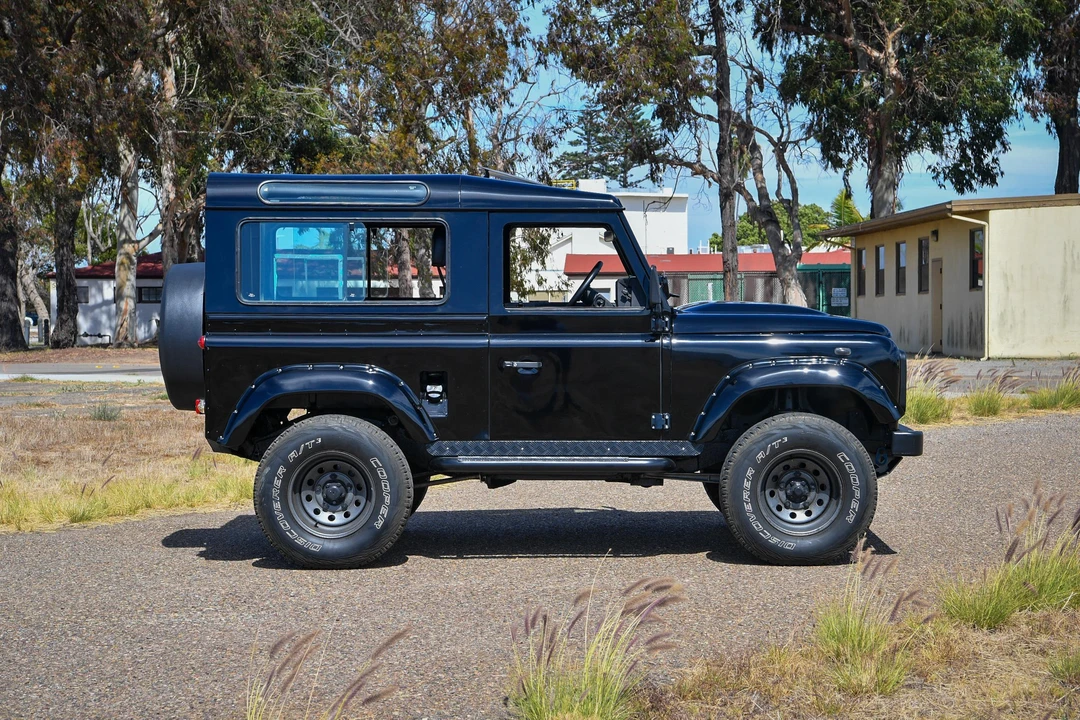 1991 Land Rover Defender 90 - Image 10 of 31