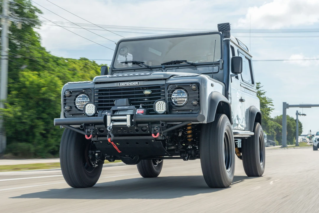 1991 Land Rover Defender 90 - Image 10 of 31