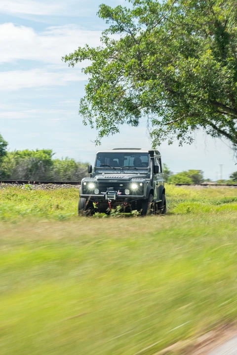 1991 Land Rover Defender 90 - Image 2 of 31