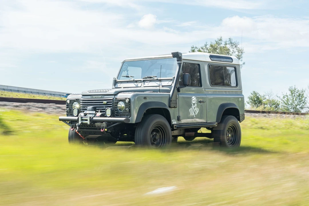 1991 Land Rover Defender 90 - Image 3 of 31