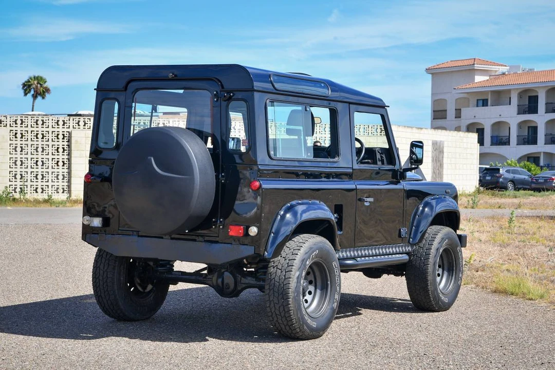 1991 Land Rover Defender 90 - Image 5 of 20