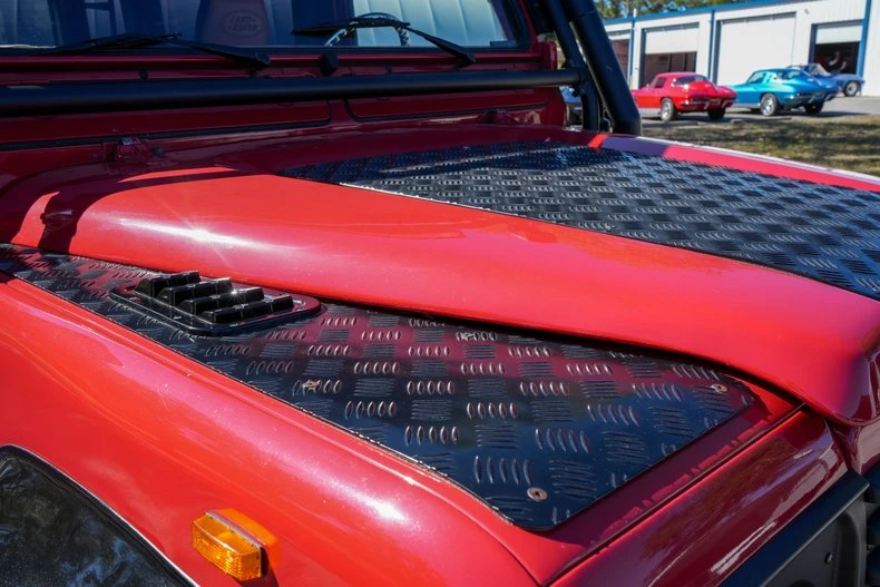 1991 Land Rover Defender 90 - Image 9 of 31