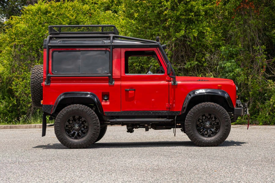 1991 Land Rover Defender 90 - Image 2 of 31