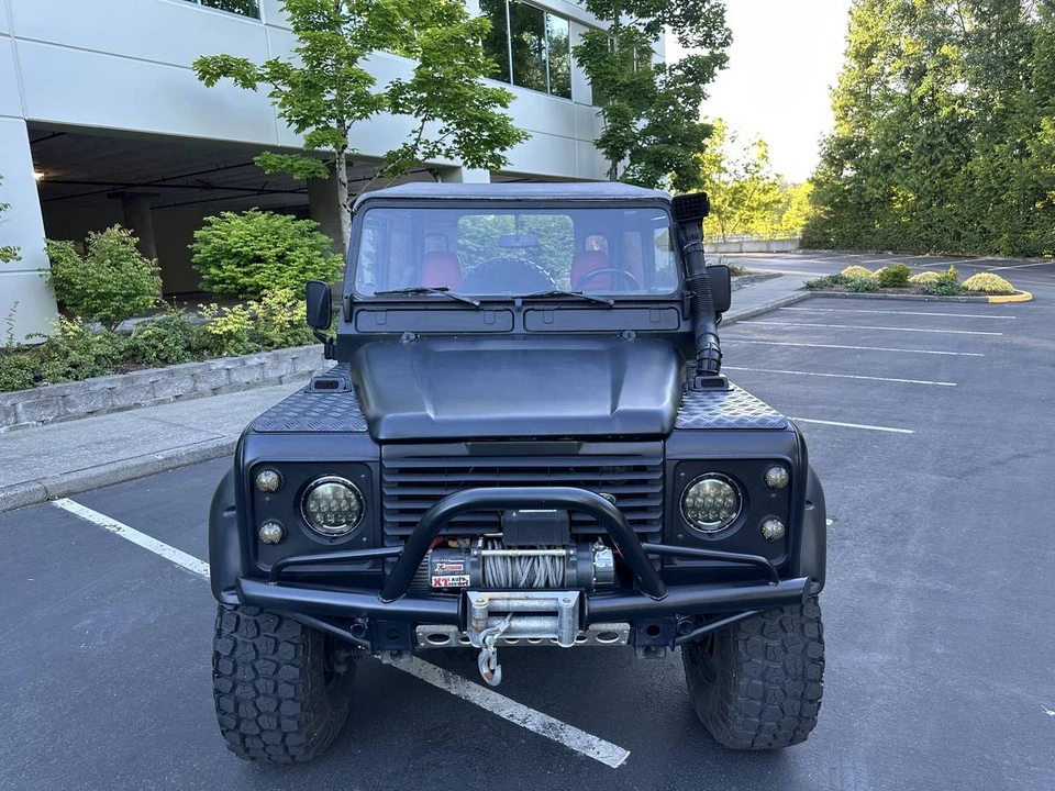1991 Land Rover Defender - Image 9 of 17