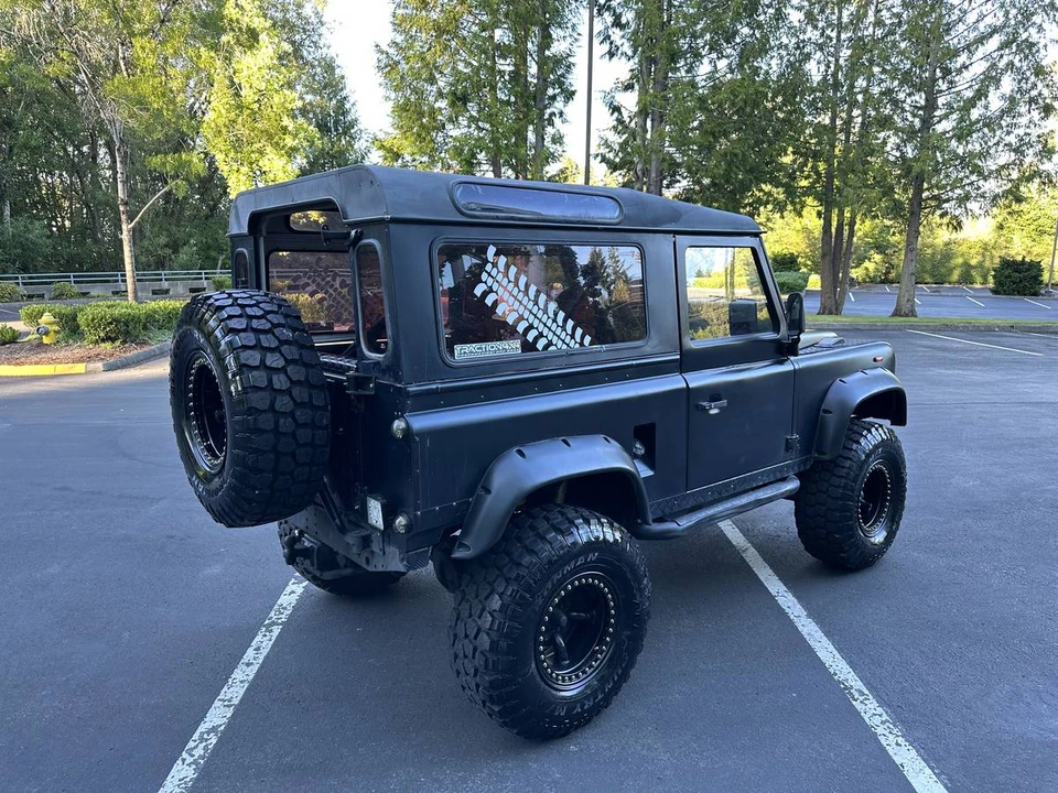 1991 Land Rover Defender - Image 6 of 17