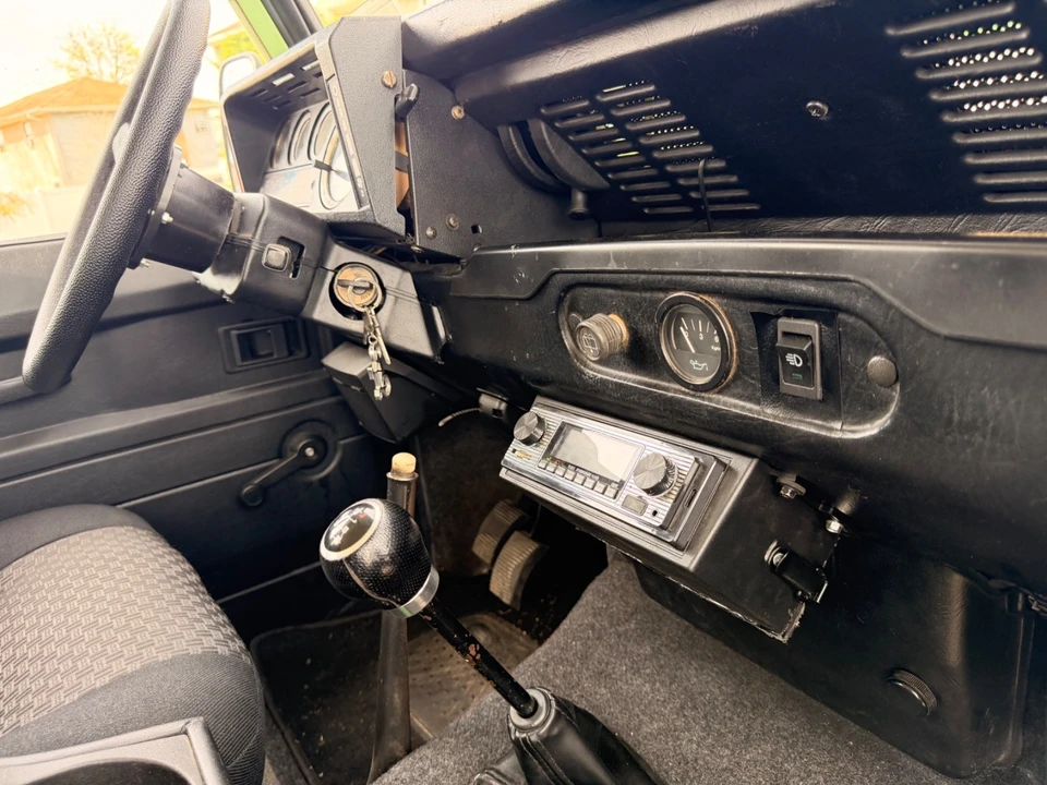 1991 Land Rover Defender - Image 16 of 21