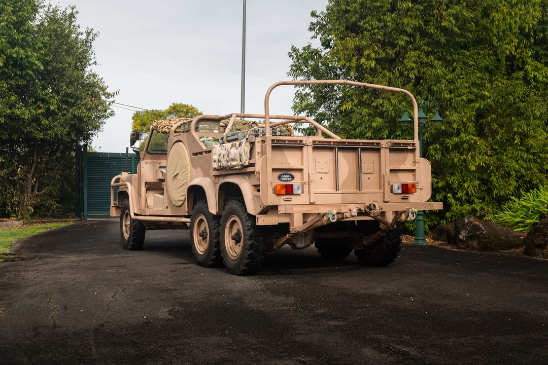 1991 Land Rover Defender 110 - Image 14 of 31