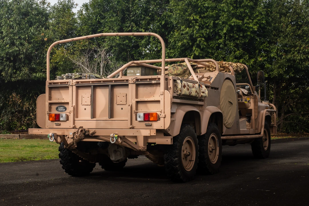 1991 Land Rover Defender 110 - Image 5 of 31