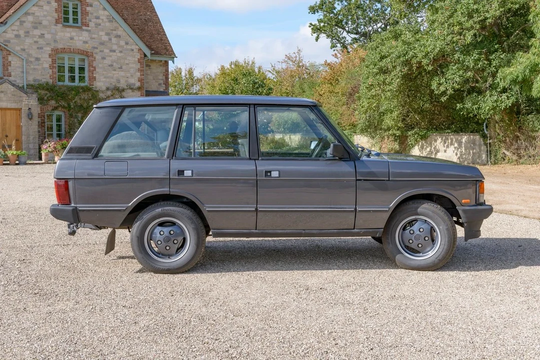 1991 Land Rover Range Rover Classic - Image 10 of 30