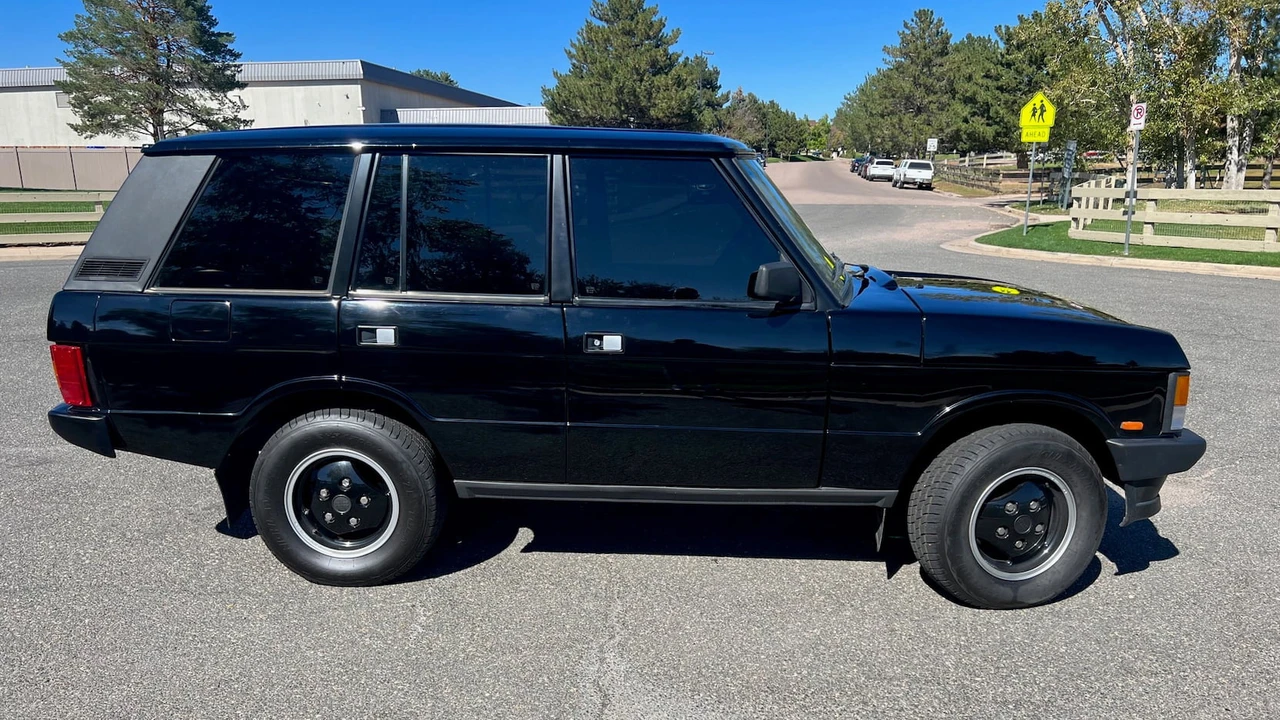 1991 Land Rover Range Rover Classic - Image 2 of 11