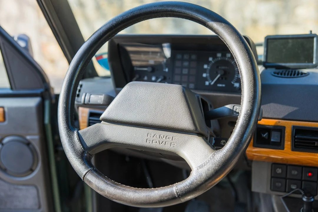 1991 Land Rover Range Rover Classic - Image 29 of 30
