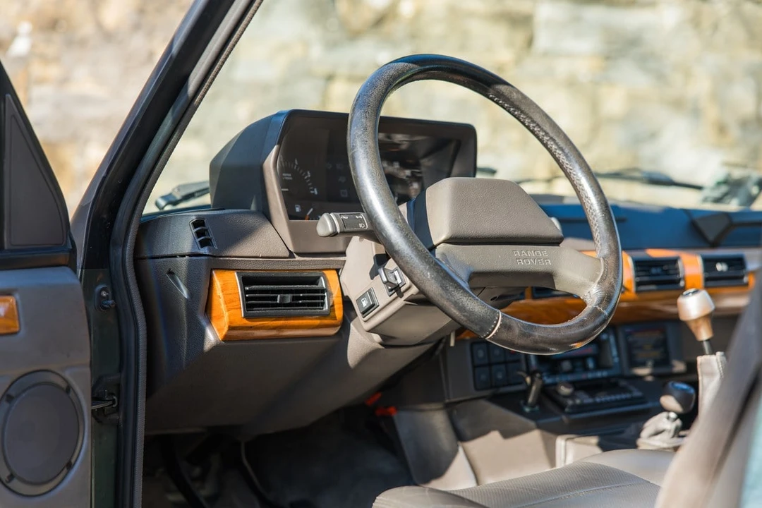 1991 Land Rover Range Rover Classic - Image 17 of 30