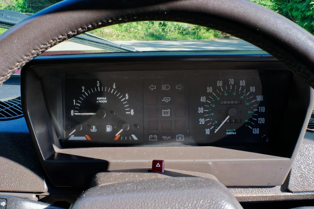 1991 Land Rover Range Rover Classic - Image 19 of 30