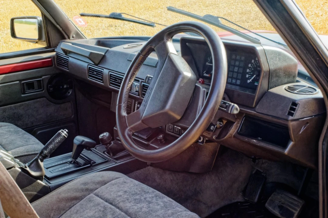 1991 Land Rover Range Rover Classic - Image 12 of 30