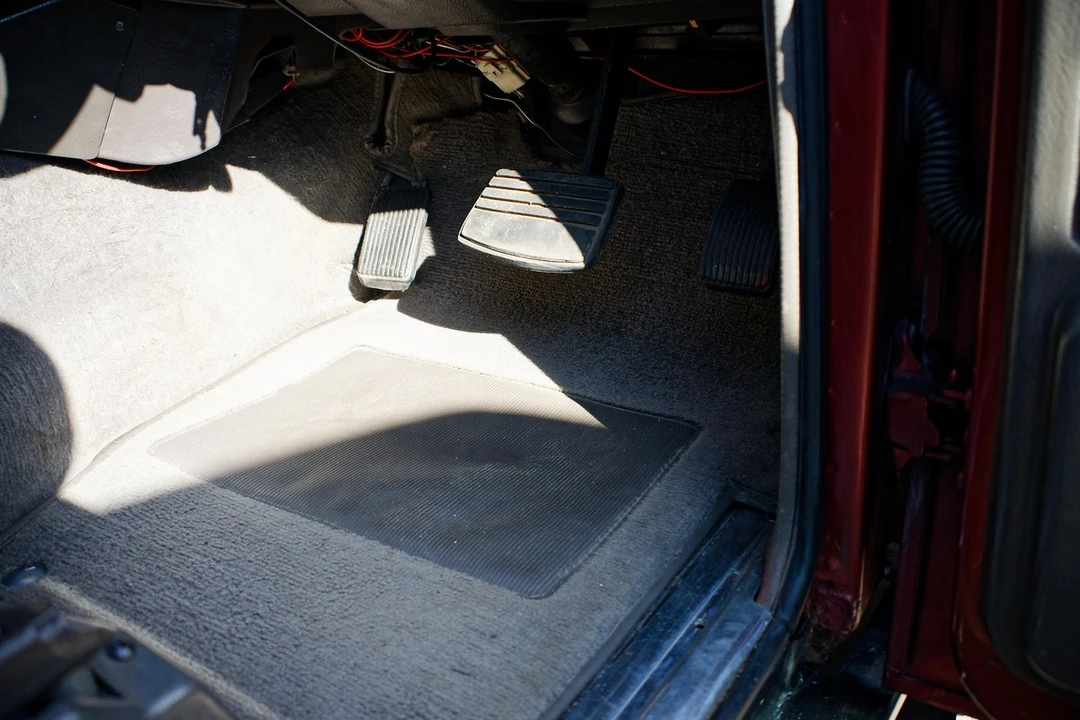 1991 Land Rover Range Rover Classic - Image 26 of 30