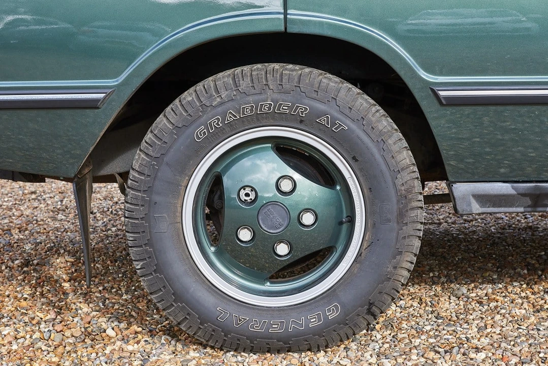 1991 Land Rover Range Rover Classic - Image 29 of 30