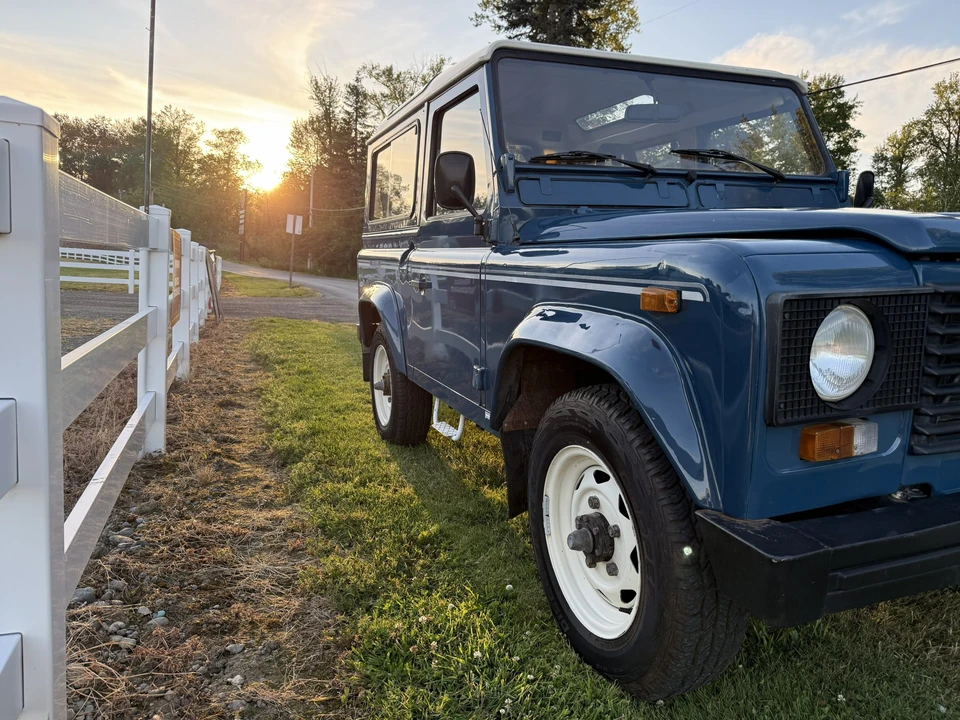 1991 Land Rover Defender 110 - Image 25 of 31
