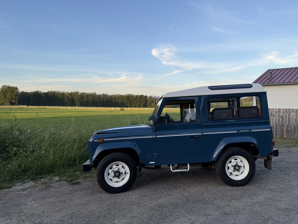 1991 Land Rover Defender 110 - Image 16 of 31