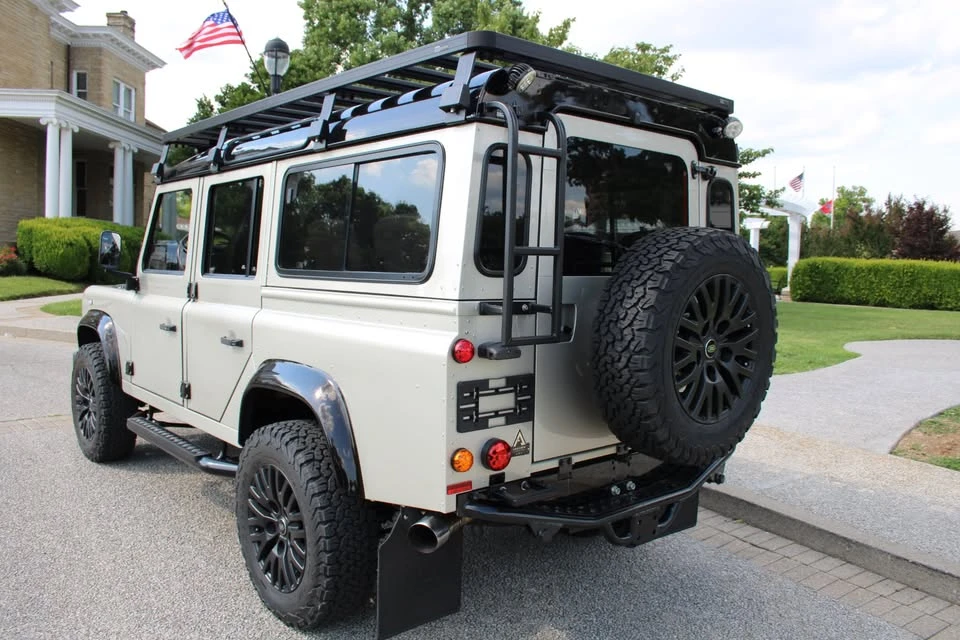 1991 Land Rover Defender 110 - Image 10 of 20
