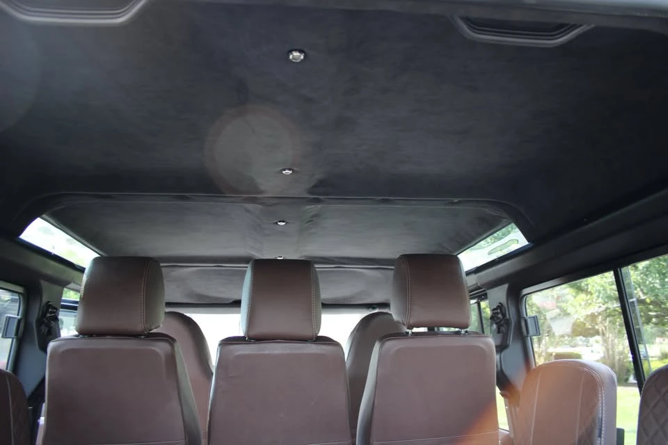 1991 Land Rover Defender 110 - Image 17 of 20