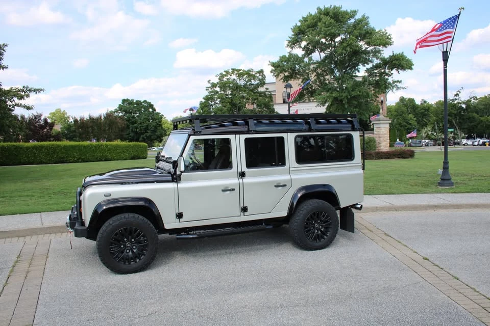 1991 Land Rover Defender 110 - Image 3 of 20