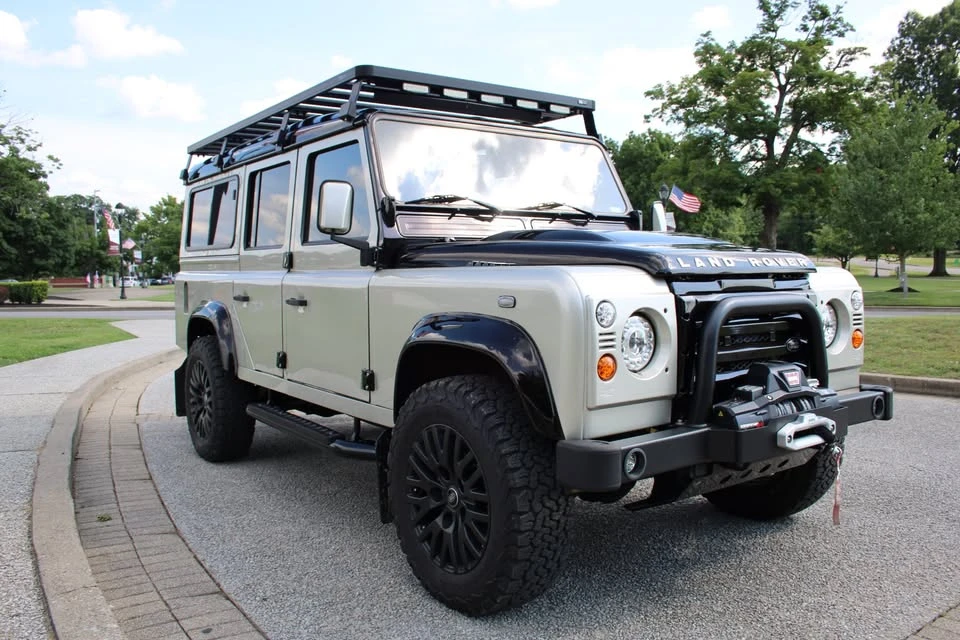 1991 Land Rover Defender 110 - Image 5 of 20