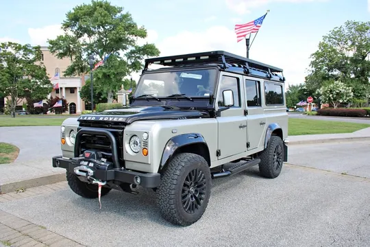 1991 Land Rover Defender D110