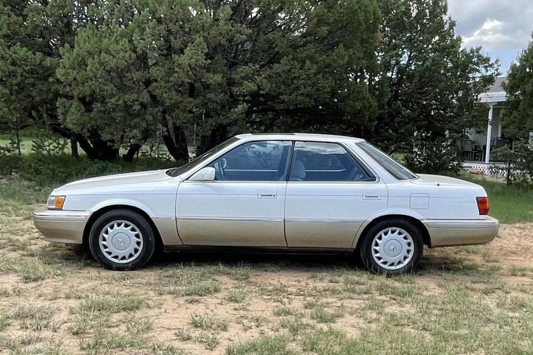 1991 Lexus ES 1st Gen - Image 6 of 6