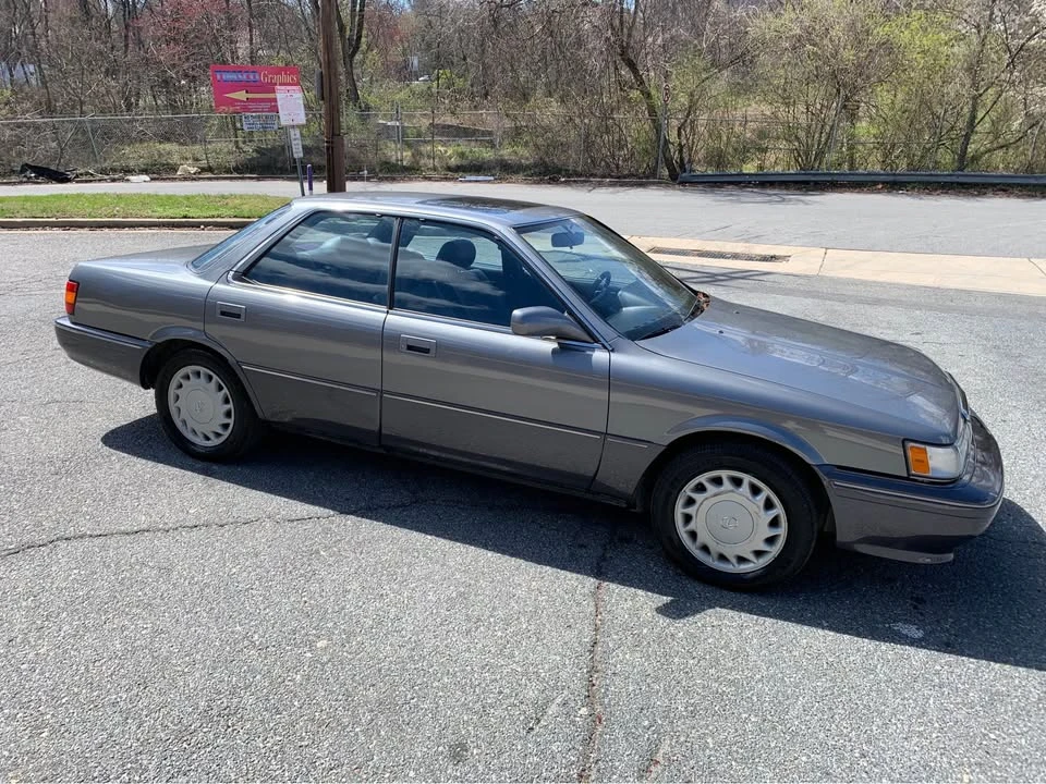 1991 Lexus ES 2nd Gen - Image 2 of 8