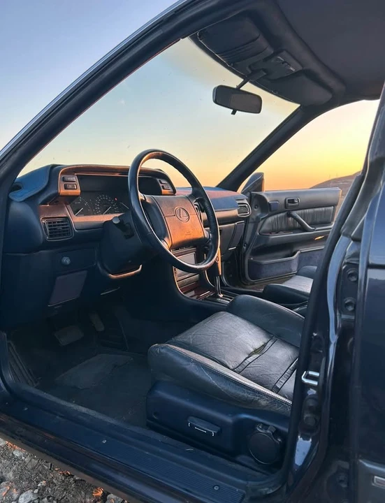 1991 Lexus ES 2nd Gen - Image 6 of 7