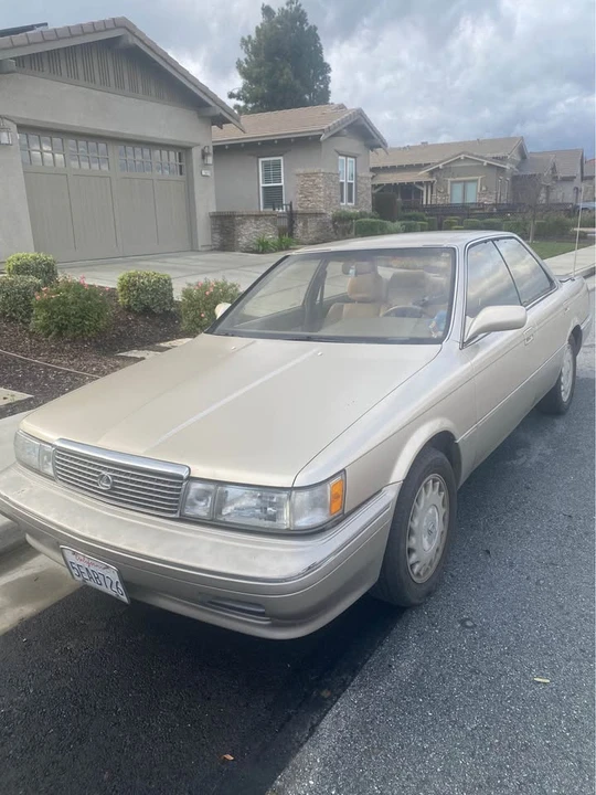 1991 Lexus ES 1st Gen - Image 4 of 11