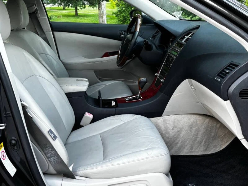 1991 Lexus ES 1st Gen - Image 9 of 15