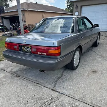 1991 Lexus ES 250 Luxury Sedan 4D