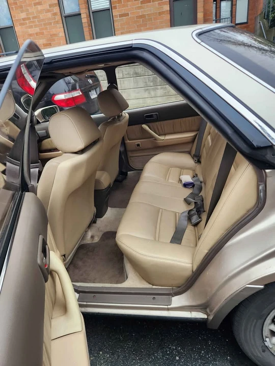 1991 Lexus ES 1st Gen - Image 6 of 10