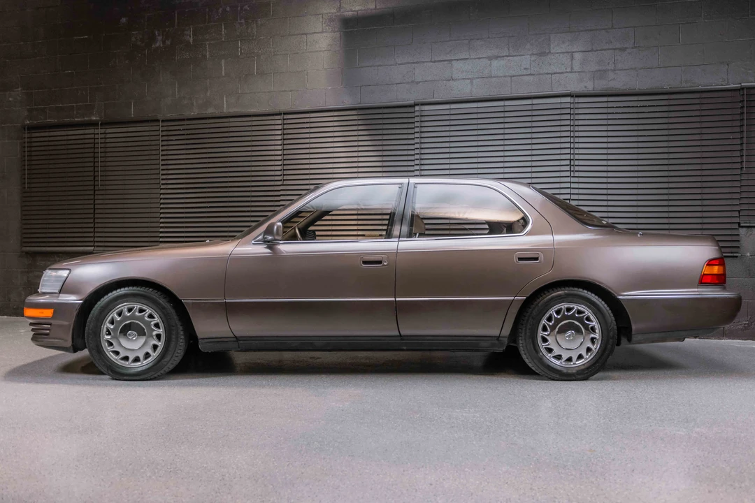 1991 Lexus LS 1st Gen - Image 7 of 31
