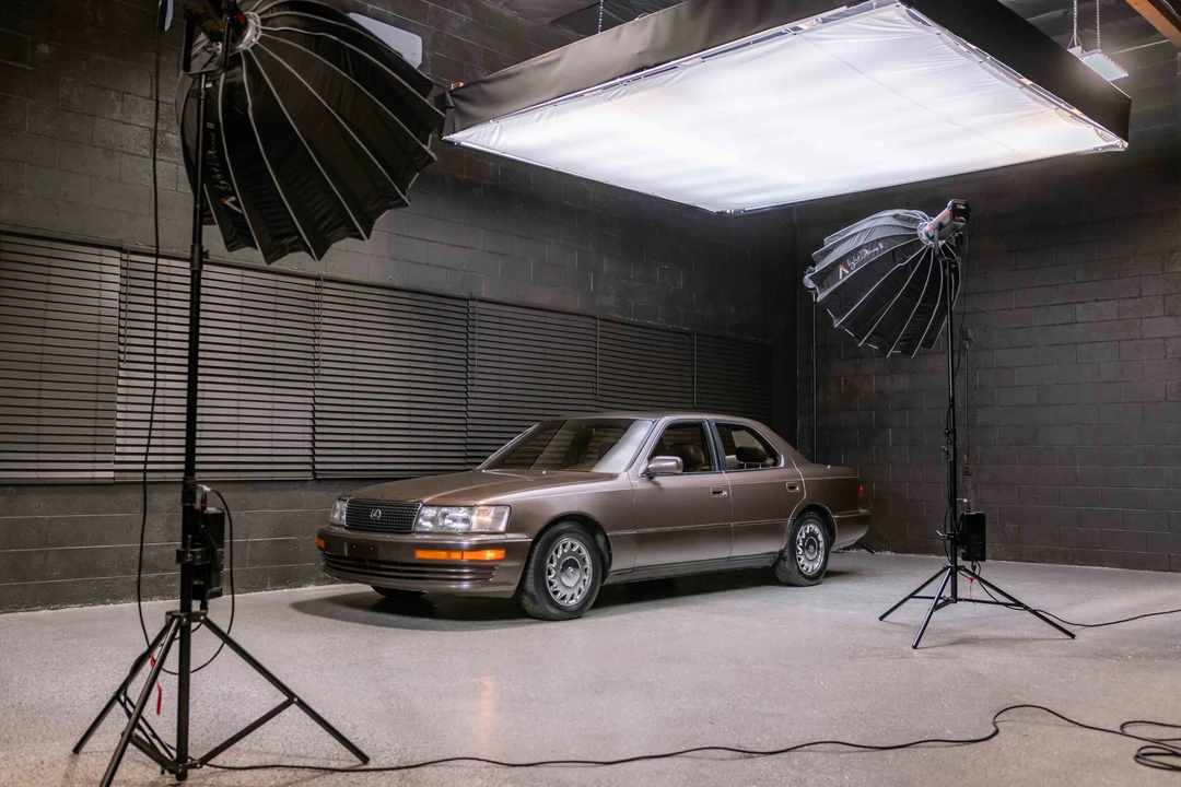 1991 Lexus LS 1st Gen - Image 17 of 31