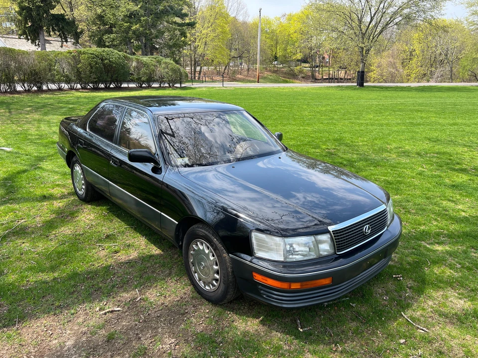 1991 Lexus LS 1st Gen - Image 21 of 31
