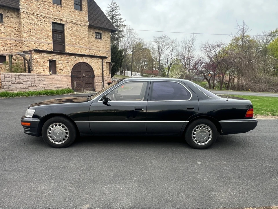 1991 Lexus LS 1st Gen - Image 27 of 31