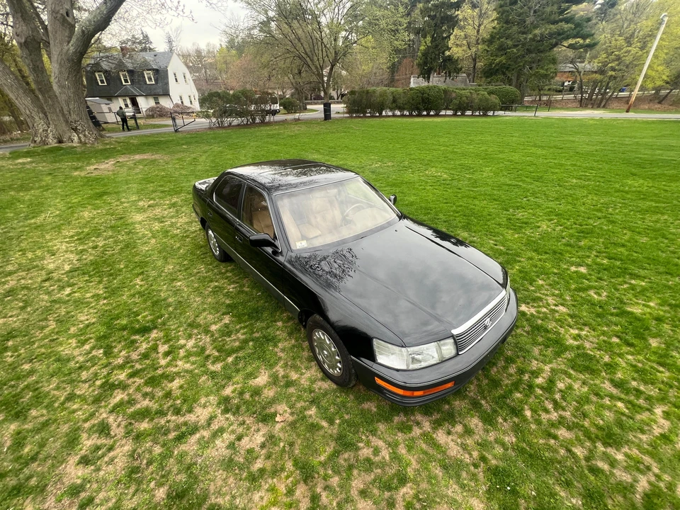 1991 Lexus LS 1st Gen - Image 23 of 31