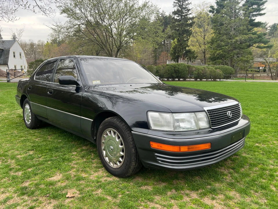 1991 Lexus LS 1st Gen - Image 22 of 31