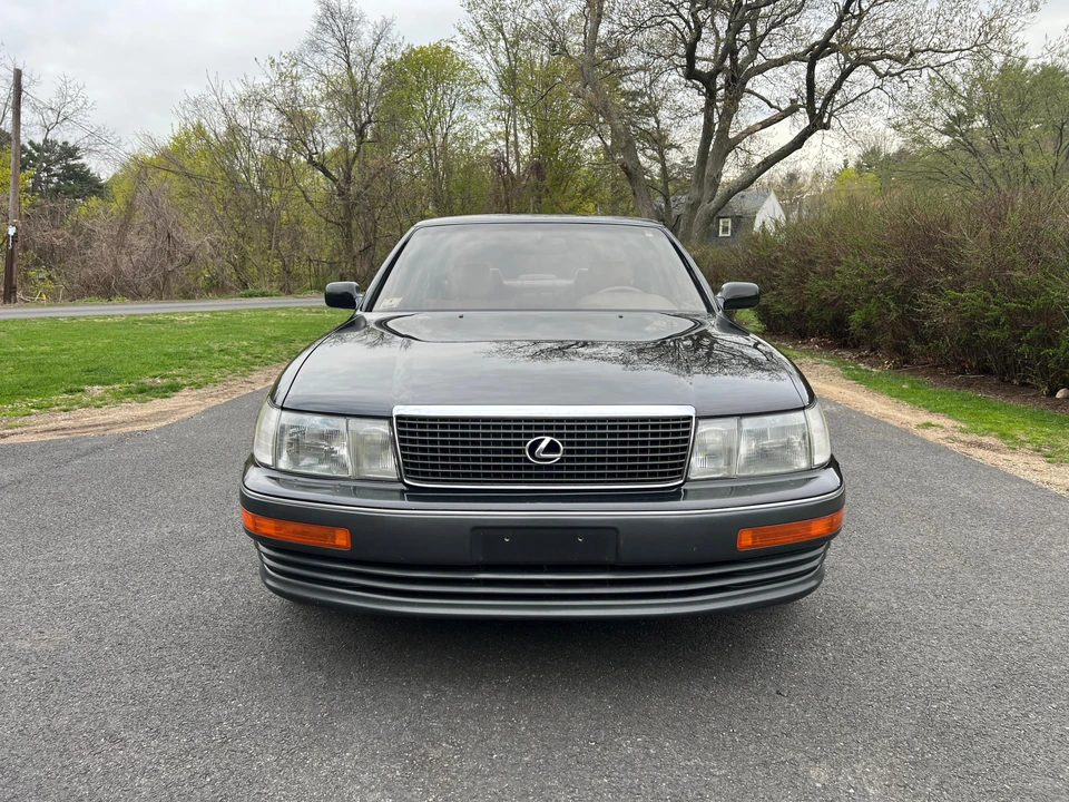 1991 Lexus LS 1st Gen - Image 24 of 31