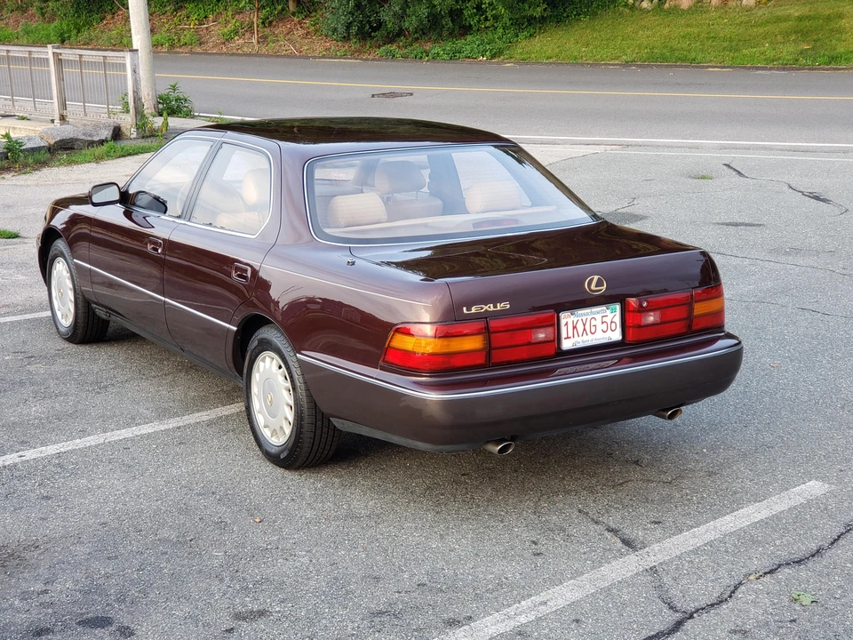 1991 Lexus LS 1st Gen - Image 22 of 31